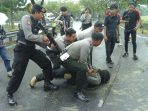 Teroris Intai Wilayah Nganjuk,  Polres  Gelar Simulasi Melawan Kelompok Teroris