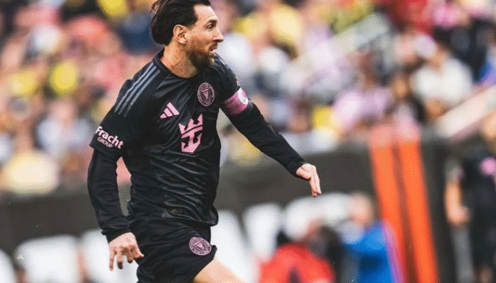 tadion Lawan Pecah Rekor Penonton Gara-Gara Satu Nama