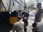 Soal Truk Besar Parkir Jalan Raya, Dishub Kota : ” Itu Tugas dan Kewenangan Polisi dan Satpol PP.”