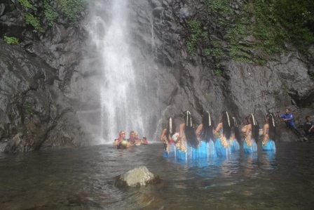 mandi di air sedudo nganjuk