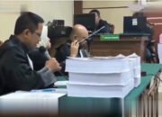 Bupati Ponorogo Nonaktif Sugiri Sancoko Dituntut 7 Tahun, Harus Bayar Rp6,7 Miliar ke Negara