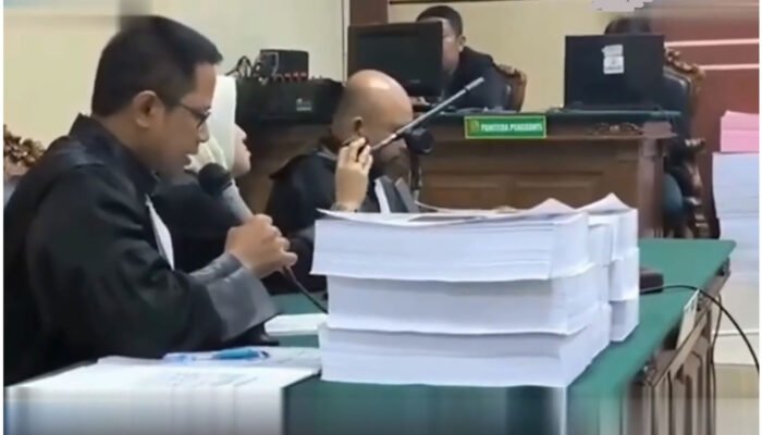 Bupati Ponorogo Nonaktif Sugiri Sancoko Dituntut 7 Tahun, Harus Bayar Rp6,7 Miliar ke Negara