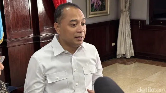 Gugatan Rp 25 Miliar Terhadap Eri Cahyadi-Armuji Resmi Dicabut, Ini Alasan Hukum Penggugat