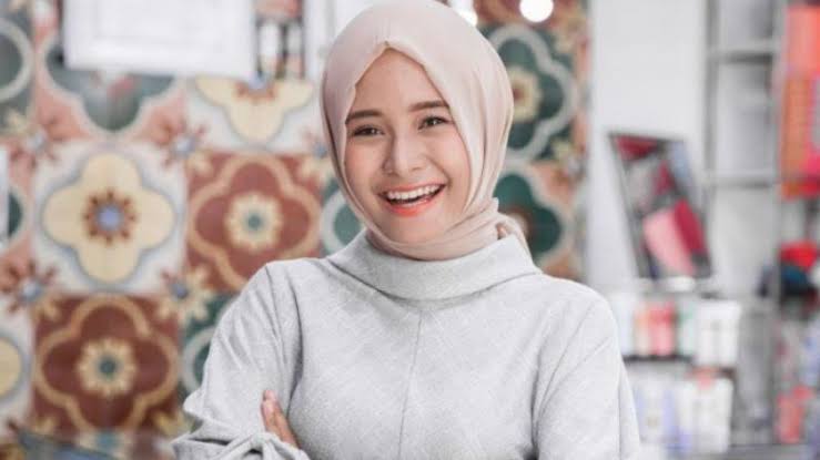 wanita tangguh