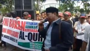 Tuntut Adili Ahok,  Warga NU Jawa Timur Demo di Polda Jatim